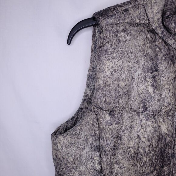 Michael Kors Puffer Vest Small Green Animal Print Zip Up - Picture 3 of 10